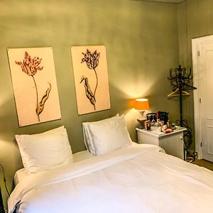 Kamer met een King Size Bed